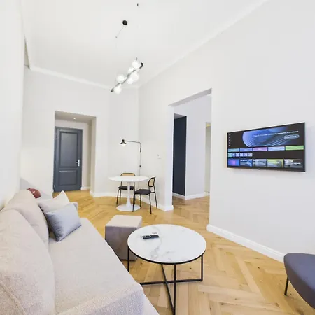 Ξενοδοχείο με διαμερίσματα Griselini Boutique 3*